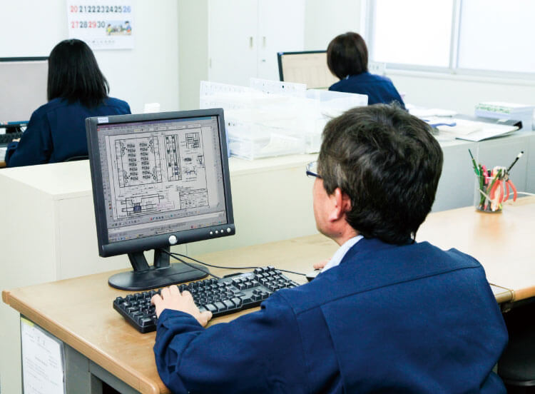 堀川ゴム 仕事風景